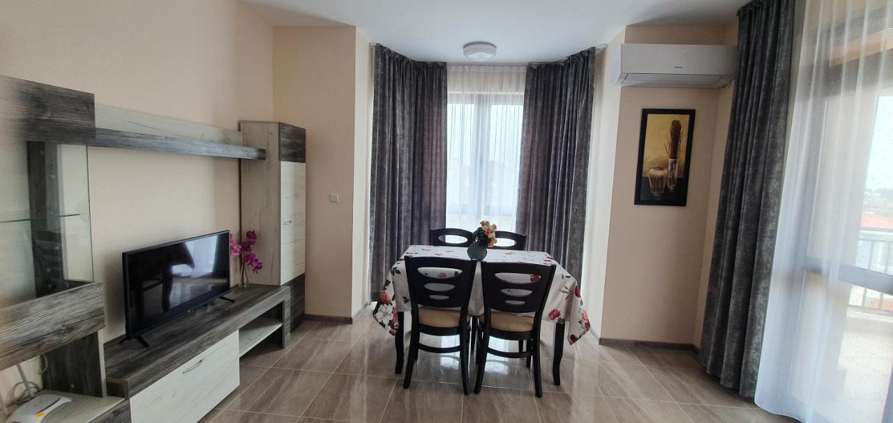 Luxury Apartments Ekaterina Chernomorets Ngoại thất bức ảnh