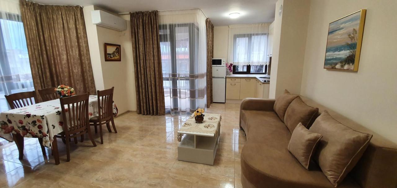 Luxury Apartments Ekaterina Chernomorets Ngoại thất bức ảnh