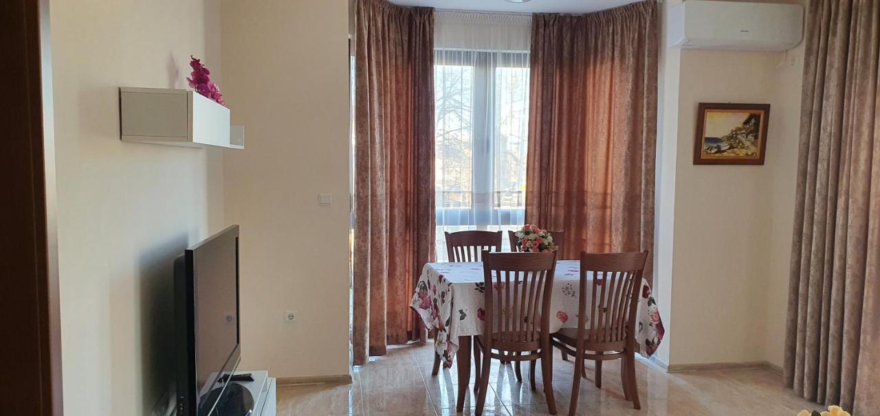 Luxury Apartments Ekaterina Chernomorets Ngoại thất bức ảnh