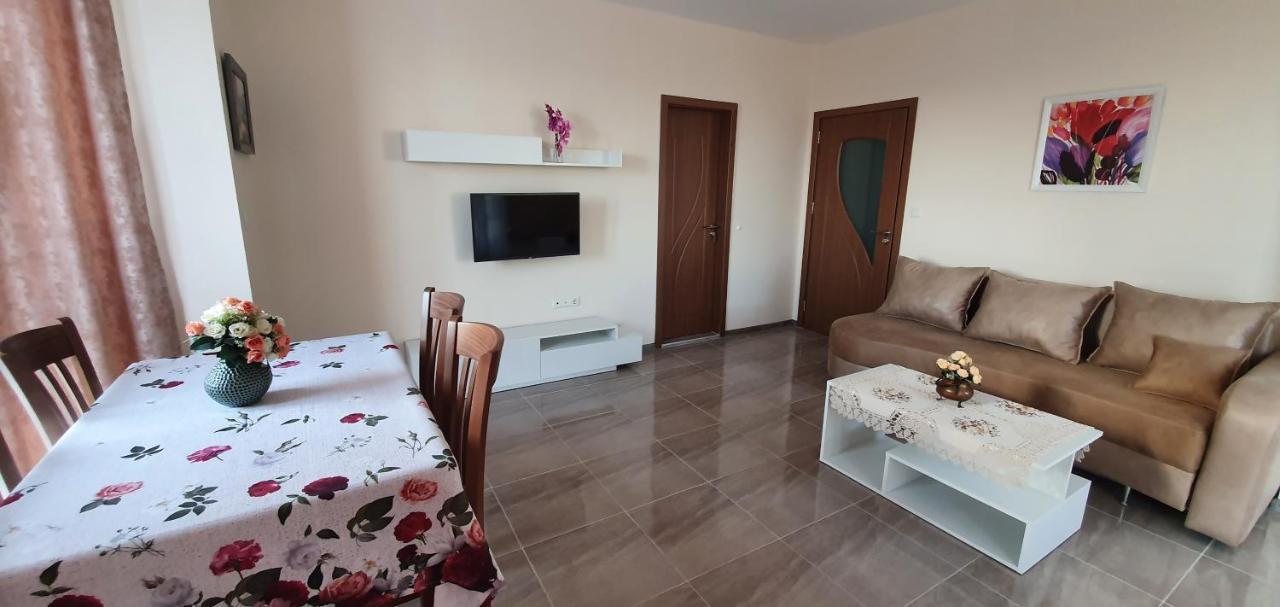 Luxury Apartments Ekaterina Chernomorets Ngoại thất bức ảnh