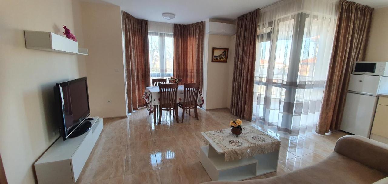 Luxury Apartments Ekaterina Chernomorets Ngoại thất bức ảnh