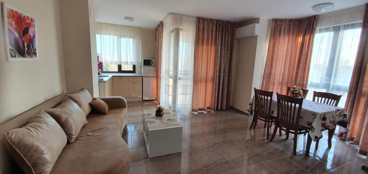 Luxury Apartments Ekaterina Chernomorets Ngoại thất bức ảnh
