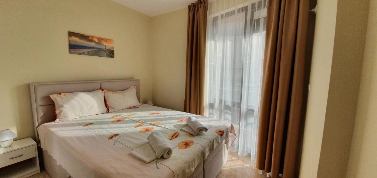 Luxury Apartments Ekaterina Chernomorets Ngoại thất bức ảnh