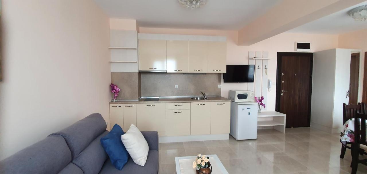 Luxury Apartments Ekaterina Chernomorets Ngoại thất bức ảnh