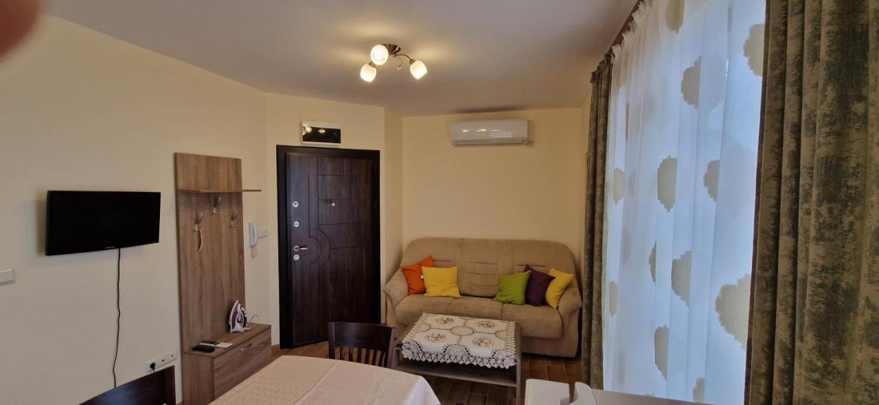 Luxury Apartments Ekaterina Chernomorets Ngoại thất bức ảnh